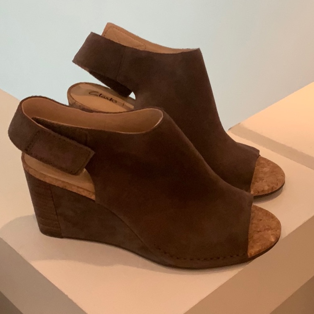 Clarks Cushion moleskin suede wedges 6.5